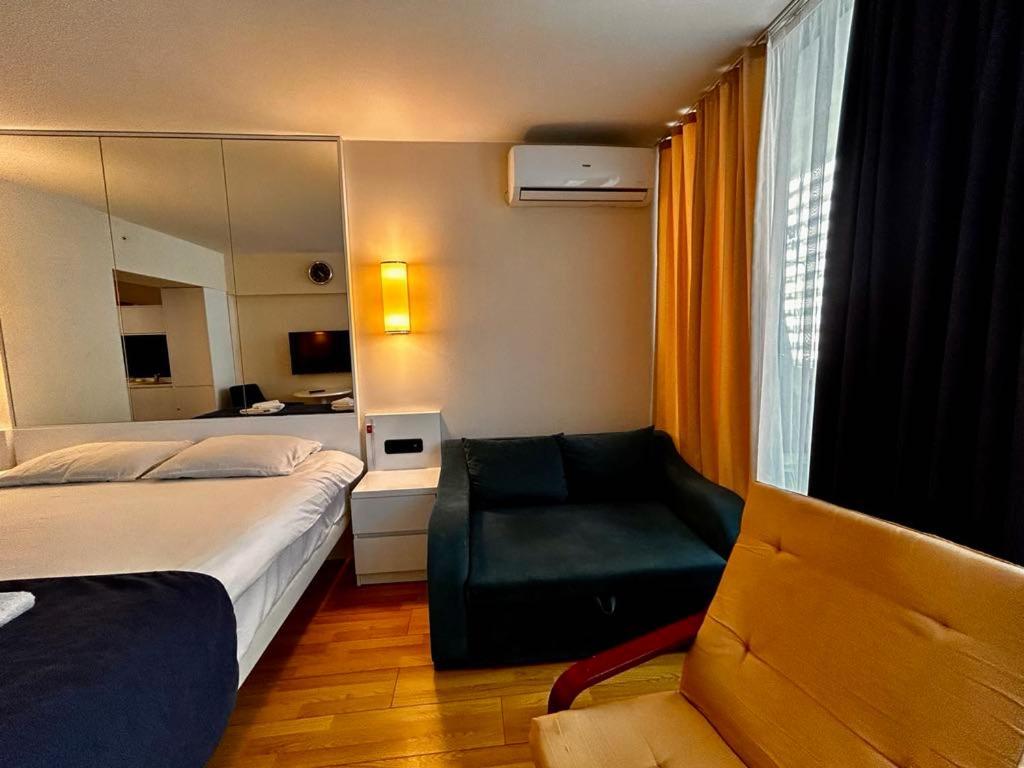 Apartment Twin Towers David Batoumi Extérieur photo