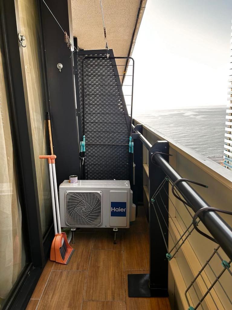 Apartment Twin Towers David Batoumi Extérieur photo