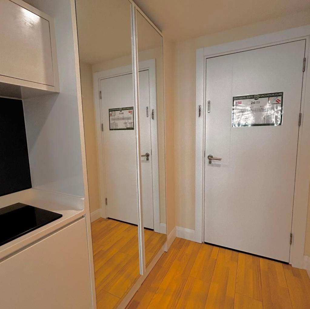 Apartment Twin Towers David Batoumi Extérieur photo