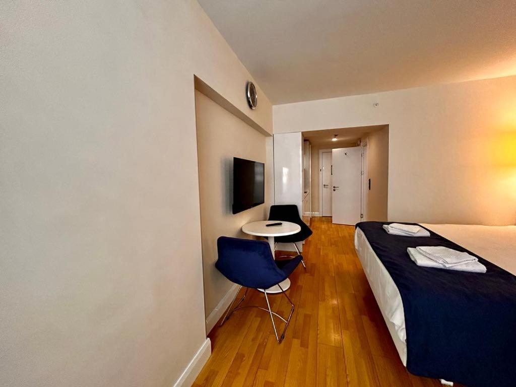 Apartment Twin Towers David Batoumi Extérieur photo